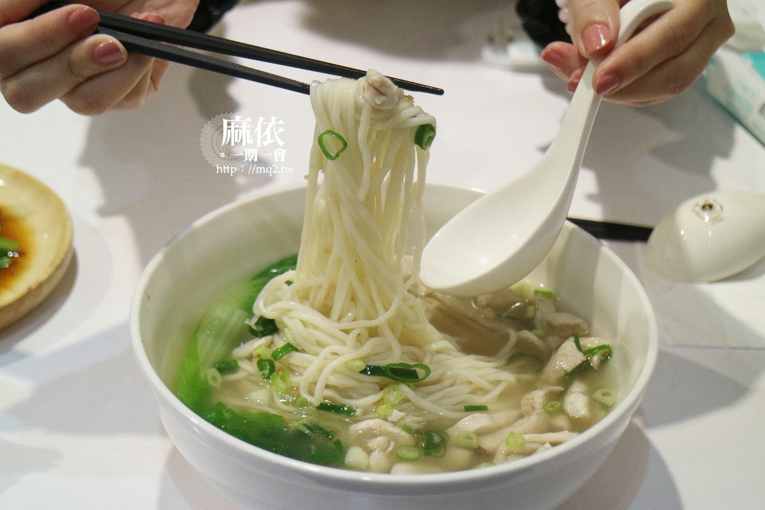 好伴麵店 桃園中華店│桃園車站步行10分鐘,有獨特濃郁乾拌麵和經典小菜的文青店家!#桃園火車站美食 - 第21張圖 好伴麵店 桃園中華店│桃園車站步行10分鐘,有獨特濃郁乾拌麵和經典小菜的文青店家!#桃園火車站美食