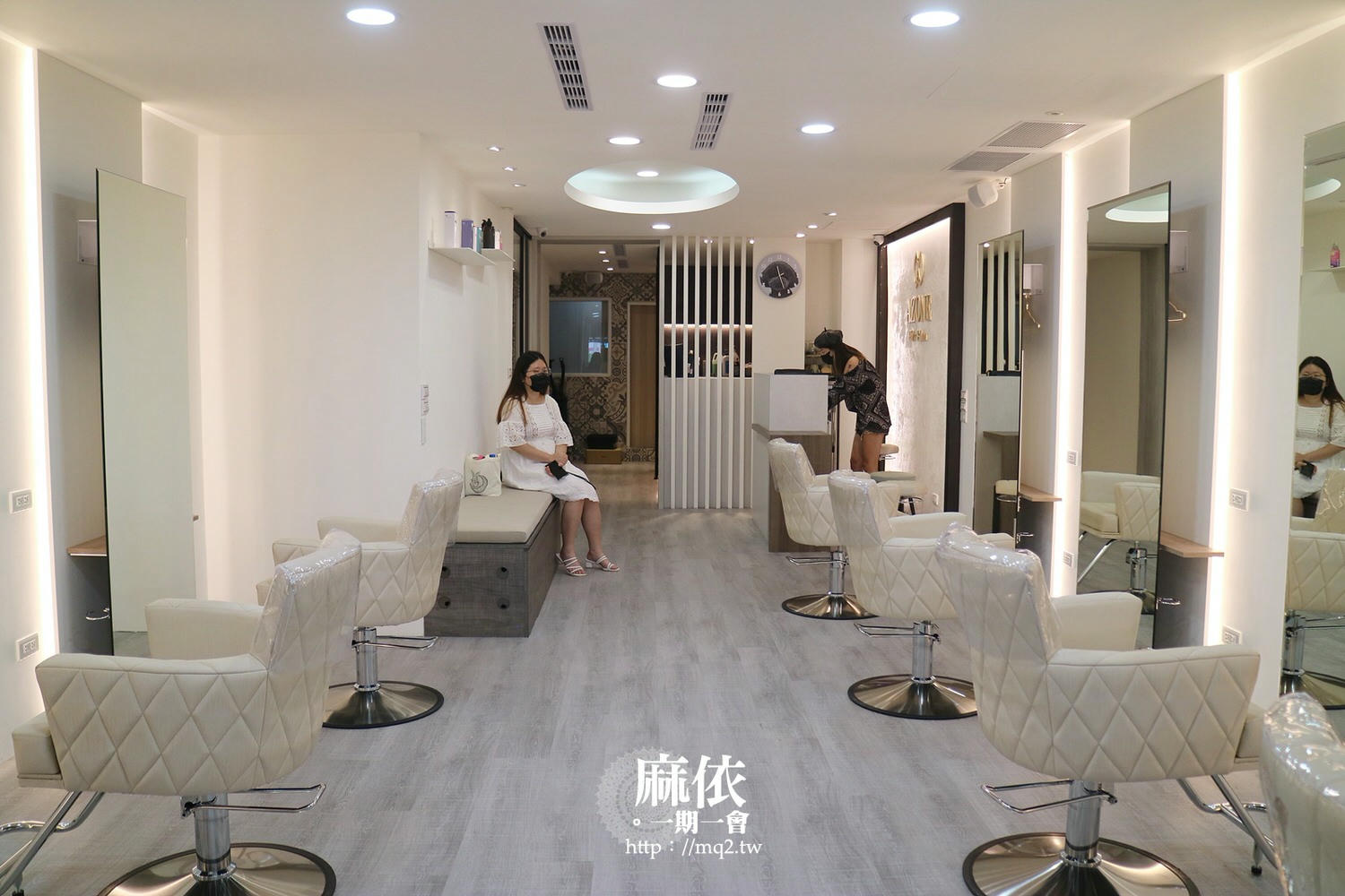 板橋染髮推薦 AZONE髮廊│全新分店《新月殿》新埔捷運站30秒可到,打造你想要的顯色感! - 第4張圖 AZONE髮廊