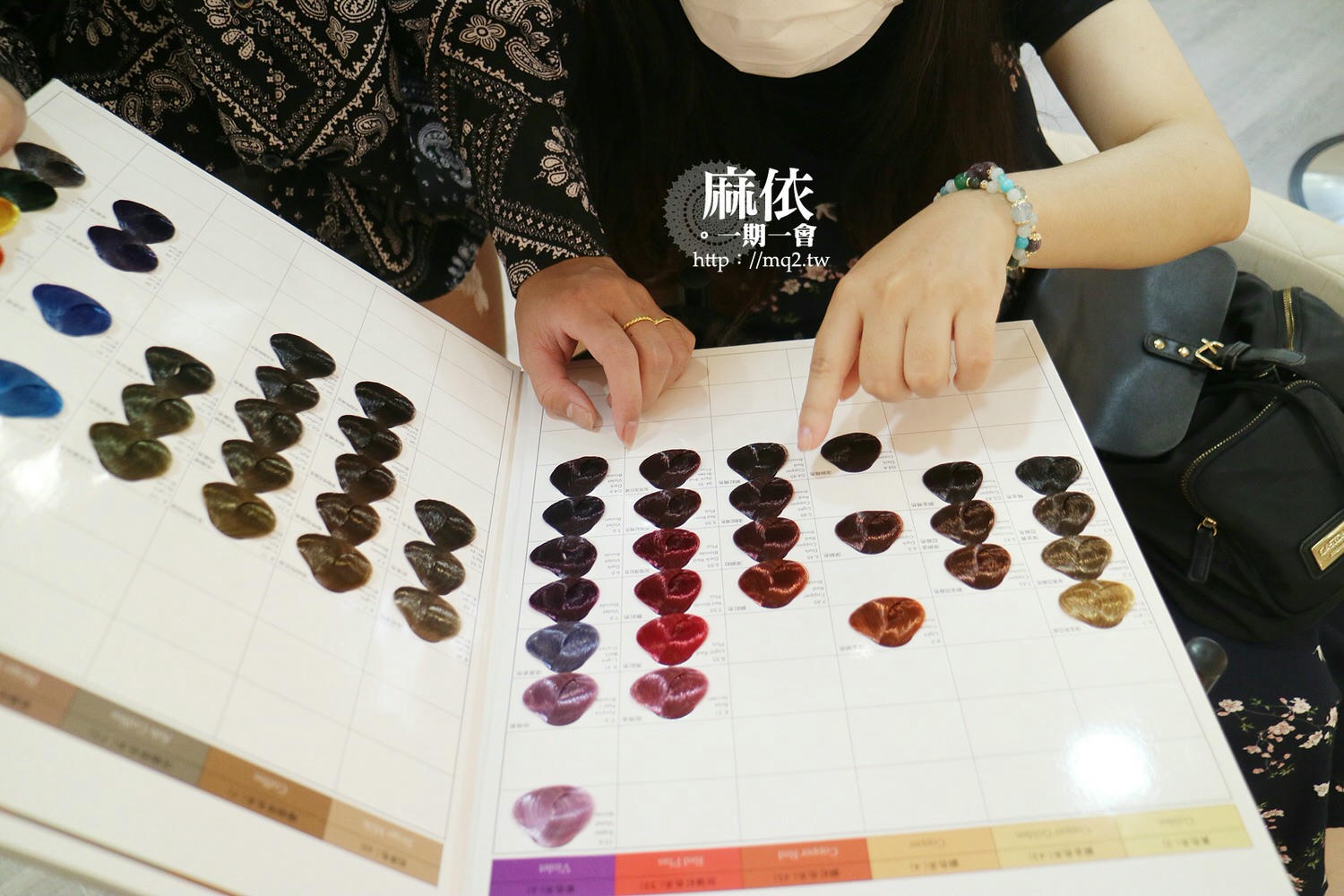 板橋染髮推薦 AZONE髮廊│全新分店《新月殿》新埔捷運站30秒可到,打造你想要的顯色感! - 第9張圖 AZONE染髮